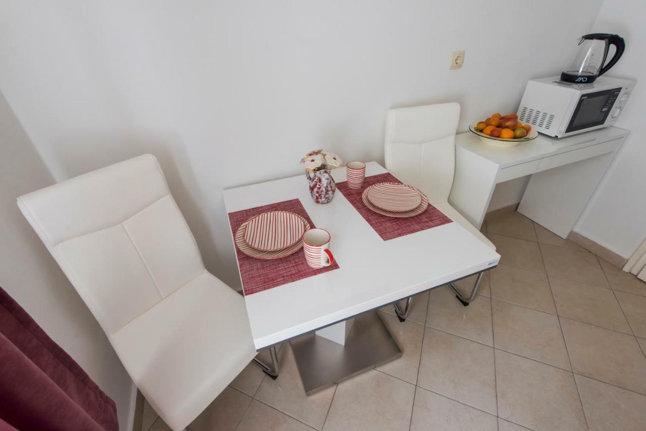 T&M Apartment With Parking In The Old Town Zadar Bagian luar foto