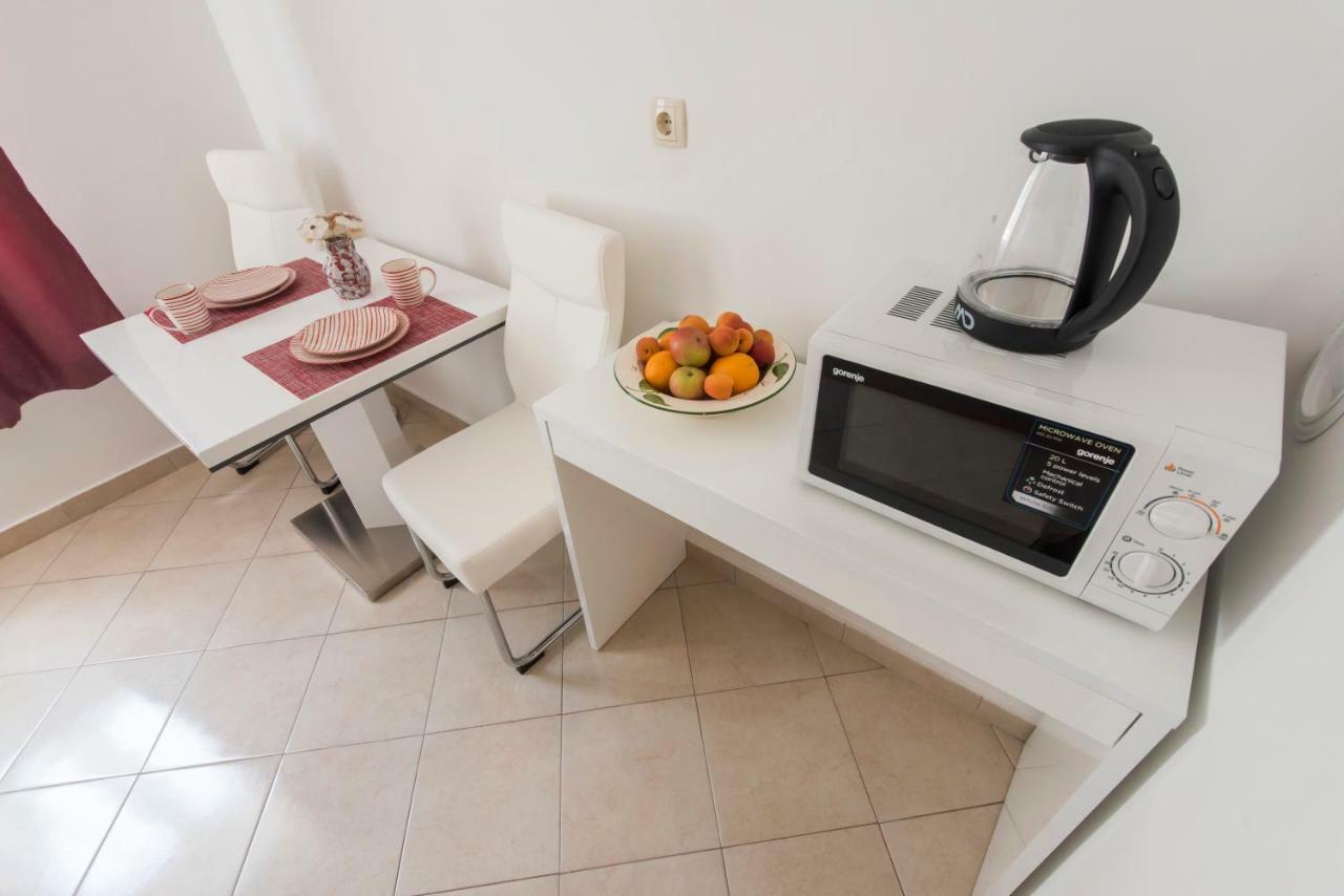 T&M Apartment With Parking In The Old Town Zadar Bagian luar foto
